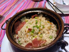 -香巴拉云南餐厅(华莱坞店)