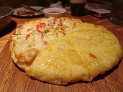 榴莲奥尔良鸡块双拼披萨-秀儿家の小确幸融合西餐厅(万达店)