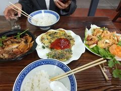 -亚忠小吃店(曾厝垵店)