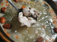 -花苑美食横琴生蚝火锅(拱北粤华路店)