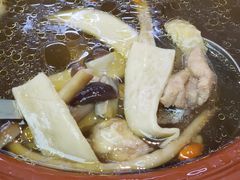 -有红鸡毛店·川菜(建设路店)