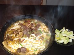 -花溪巷牛肉粉(泉城路店)