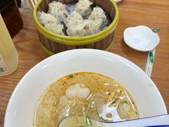 -蟹芆三馄饨