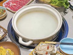 -四点金粥底火锅(沂州里店)
