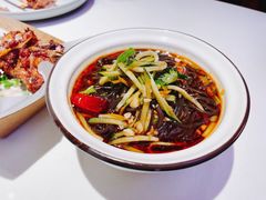 -鸣记脆皮烤鱼·海鲜烤鱼(三八广场店)