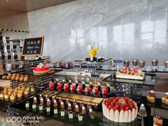 -万达文华酒店·48F云端窗景美食汇自助餐厅