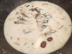 -鲜潭蒸汽石锅鱼(五道口购物中心店)