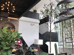 大堂-桉树林A coffee 森林餐厅(三圣乡店)