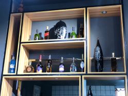 -MOVAN  HAIR莫凡匠人发型屋