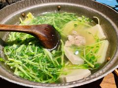 黑猪灼泉水时蔬-吃饭皇帝大土家民族菜(正大广场店)