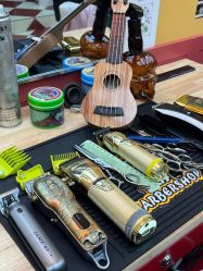 -Devilhands Barbershop男士理容店