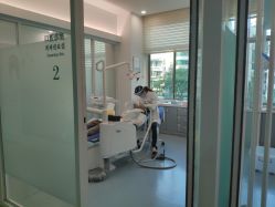 -瑞丽口腔·美学矫正中心