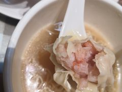 招牌鲜虾云吞面-新大咀港式茶餐厅(宝山万达店)