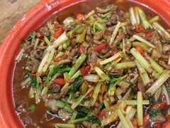 -佬缸炮江湖川菜(玉林店)
