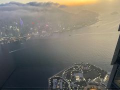 -OZONE 顶楼酒吧(香港丽思卡尔顿酒店)