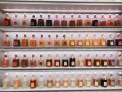 -法国娇兰精品店