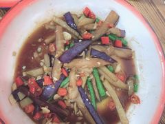 -老三样·美食研究中心(世贸路店)