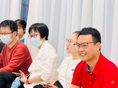 -蓝话筒·少儿成人演讲口才·主持朗诵·戏剧表演(大华第一坊店)