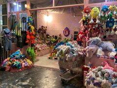 -席娜卡琳火车铁道夜市