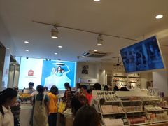 -名创优品(河南郑州健康路2店)