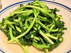 -八府香鸭·啫啫煲(华山路店)