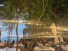 -美人鱼悬崖海景餐厅(鹿嘴山庄店)