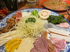 -周小明火锅(黑金冠社区店)