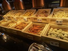 -钱小奴创意自助餐厅·山野黑猪肉畅吃(苏州昆山招商花园城店)