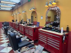 -Devilhands Barbershop男士理容店