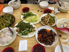 -雷祖芳老妈蹄花店