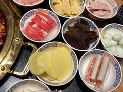 -周小明火锅(黑金冠社区店)