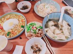 芝士蛋黄双拼馄饨-红小满休闲餐厅(十全街店)