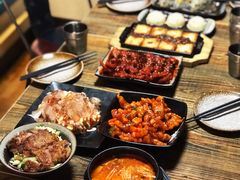 -花食间餐吧(远大购物中心群力店)
