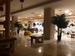 -碧中海汤泉汗蒸酒店