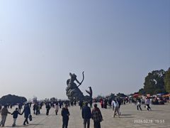 -巴陵广场