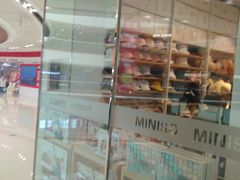 -名创优品(广州萝岗万达广场店)
