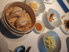 台州扁食-荣轩(新荣记环球金融中心店)