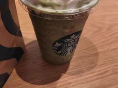 -星巴克臻选(青岛金狮广场店)