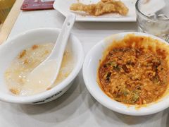 -鲁员外地锅鸡地锅鱼(古墩路店)
