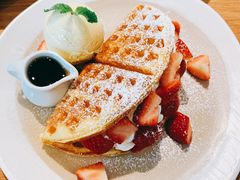 草莓华夫饼-ROAST