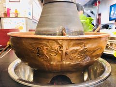 -楼外楼大刀肉传统火锅居(幸福街店)