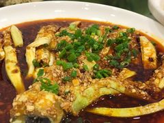 -石磨豆花家常菜·牦牛排土火锅