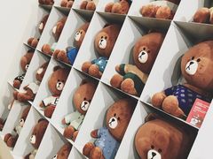 -LINE FRIENDS Garosu-gil Flagship Store