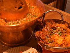 土司铜锅油焖鸡-浩海火燒雲傣家菜(芮欧百货店)