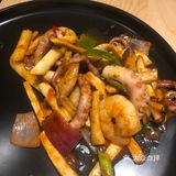 首先说一下辣炒章鱼虾仁