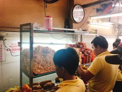 -Bánh Mì Huynh Hoa