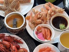 -怡豪大饭店·49楼旋转自助餐厅