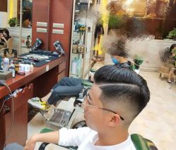 -尼特斯男士发型馆