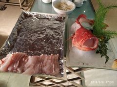 -荣誉国际酒店-云顶旋转餐厅