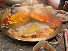 -小龙坎火锅(湖滨银泰in77店)